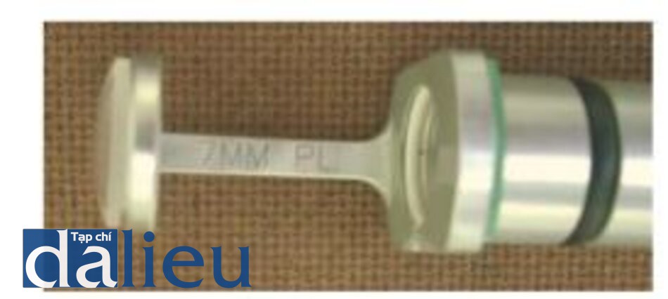 Fig. 1.20. Domed hand piece 595 nm pulsed dye laser